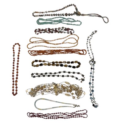 Lot 1657 - A collection of approximately twelve costume...