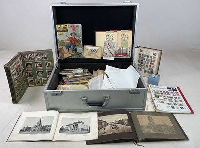 Lot 341 - A case of ephemera including cigarette cards...