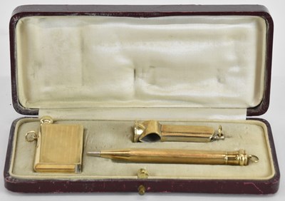 Lot 1207 - A cased early 20th century yellow metal...