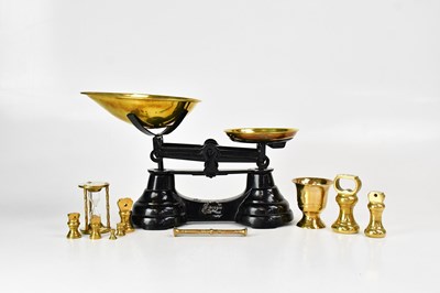Lot 359 - A set of vintage-style kitchen scales and...