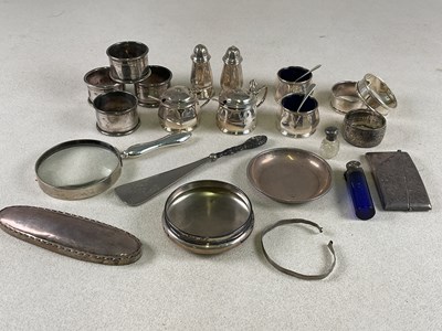 Lot 498 - A group of small silver including a George V...
