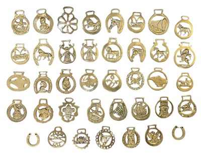 Lot 586 - A collection of approximately thirty-nine 19th...