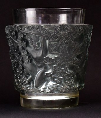 Lot 305 - RENÉ LALIQUE (French, 1860-1945); a smoked...