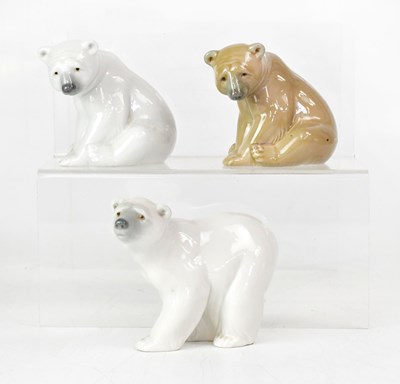 Lot 179 - LLADRÓ; two polar bears and a brown bear,...
