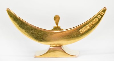 Lot 906 - THOMAS THOMASON & CO; a 15ct yellow gold...