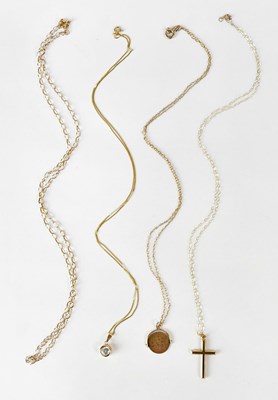 Lot 872 - Four 9ct yellow gold necklaces, comprising a...