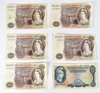 Lot 635 - Five United Kingdom Bank of England brown £10...