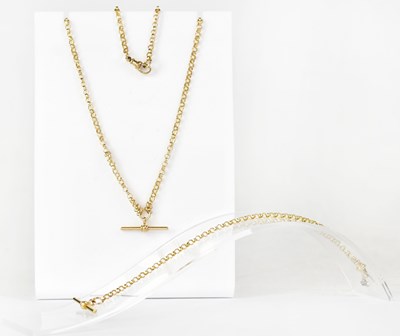 Lot 918 - A 9ct yellow gold double link necklace set...