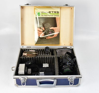 Lot 435 - ZENZA; a Bronica ETRS multi-format camera body...