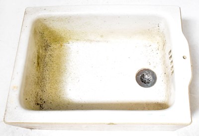 Lot 142 - A large white glazed ceramic Belfast-style...