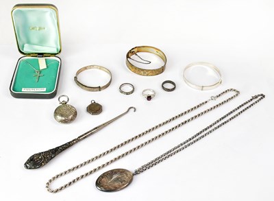Lot 951 - A group of silver jewellery, comprising a...