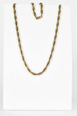 Lot 860 - A 9ct yellow gold twist chain necklace, length...