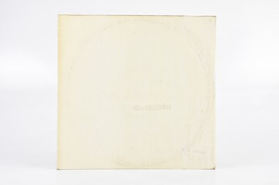 Lot 1199 - THE BEATLES; White Album (PCS 7068), serial No...