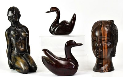 Lot 278 - An African carved wooden bust of a lady,...