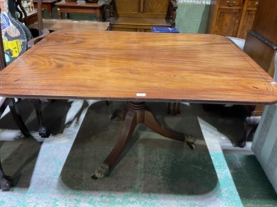 Lot 799 - A George IV mahogany breakfast table, the...