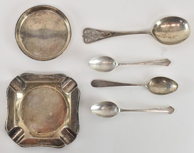 Lot 1076 - WILLIAM HUTTON & SONS LTD; a pair of George V...