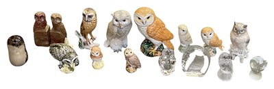 Lot 492 - A collection of approximately sixteen ceramic,...