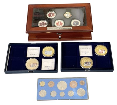Lot 1420 - A cased Arsenal 999 silver bullion collection,...