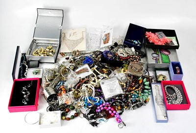 Lot 965 - A quantity of costume jewellery, to include...