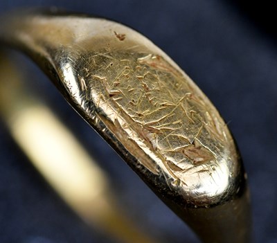 Lot 1579 - A rare gold medieval iconographic finger ring,...
