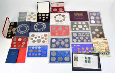 Lot 679 - A collection of United Kingdom and world...