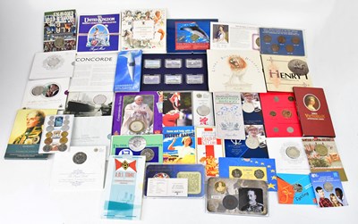 Lot 645 - A collection of commemorative coins to include...