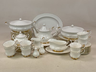 Lot 184 - ROYAL ALBERT; a 'Val D'or' part dinner service...