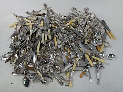 Lot 332 - A quantity of silver plated flatware,...