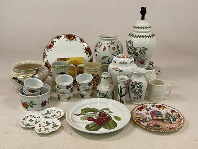 Lot 188 - A quantity of decorative ceramics, including...