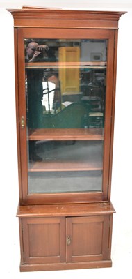 Lot 68 - A 19th century mahogany gun cabinet with...