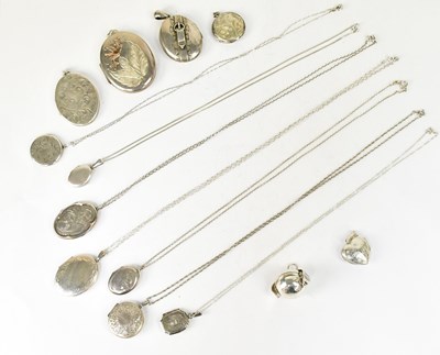 Lot 1088 - A collection of hallmarked silver and sterling...