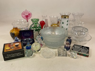 Lot 221 - A quantity of decorative glassware, to include...