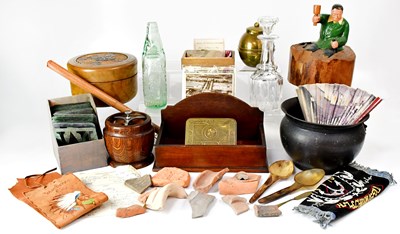 Lot 338 - A quantity of collectors' items, to include a...