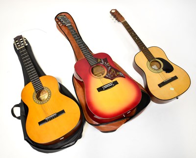 Lot 526 - ENCORE; a RCG50N six-string acoustic guitar in...