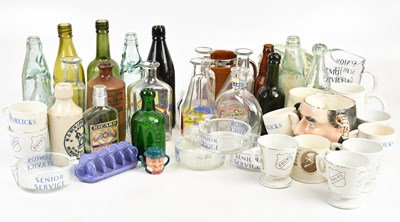 Lot 1302 - A collection of vintage collectables and...