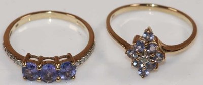 Lot 395 - Two 9ct yellow gold dress rings, sizes O and P,...