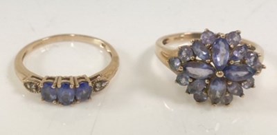 Lot 393 - Two 9ct yellow gold tanzanite dress rings,...