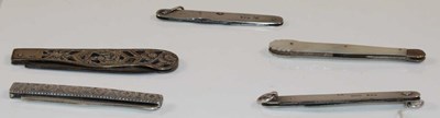 Lot 1022 - An Edwardian silver bodied steel bladed pocket...