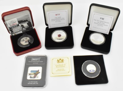 Lot 1416 - Five silver war related commemorative coins...