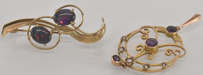 Lot 1287 - An Edwardian 9ct yellow gold amethyst and seed...