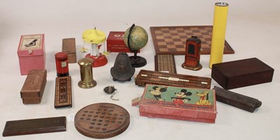 Lot 1017 - A group of collectors' items relating to toys...