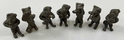 Lot 1070 - An early 20th century seven piece miniature...