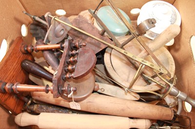 Lot 1062 - A collection of kitchenalia, including rolling...