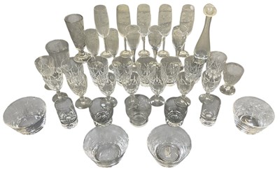 Lot 564 - A collection of assorted cut and crystal...