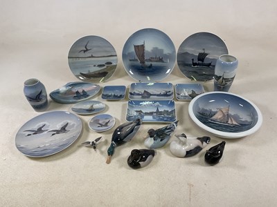 Lot 153 - ROYAL COPENHAGEN; a collection of Royal...