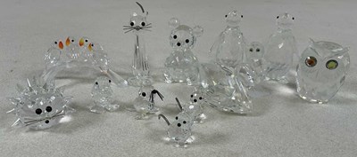 Lot 214 - SWAROVSKI; a group of crystal glass items, to...
