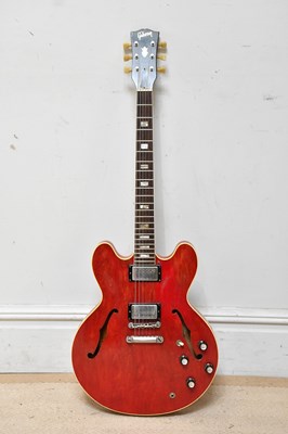 Lot 1000 - GIBSON; a 1963 ES-335 electric guitar, serial...