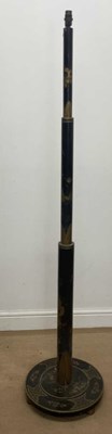 Lot 1211 - An early 20th century Chinoiserie decorated...