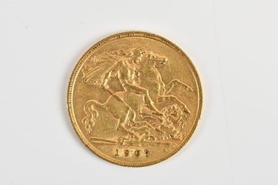 Lot 2504 - An Edward VII half sovereign, 1907.