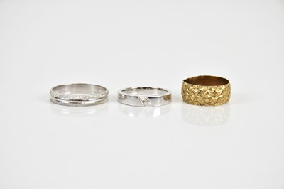 Lot 1613 - A 9ct white gold dress ring set with a central...